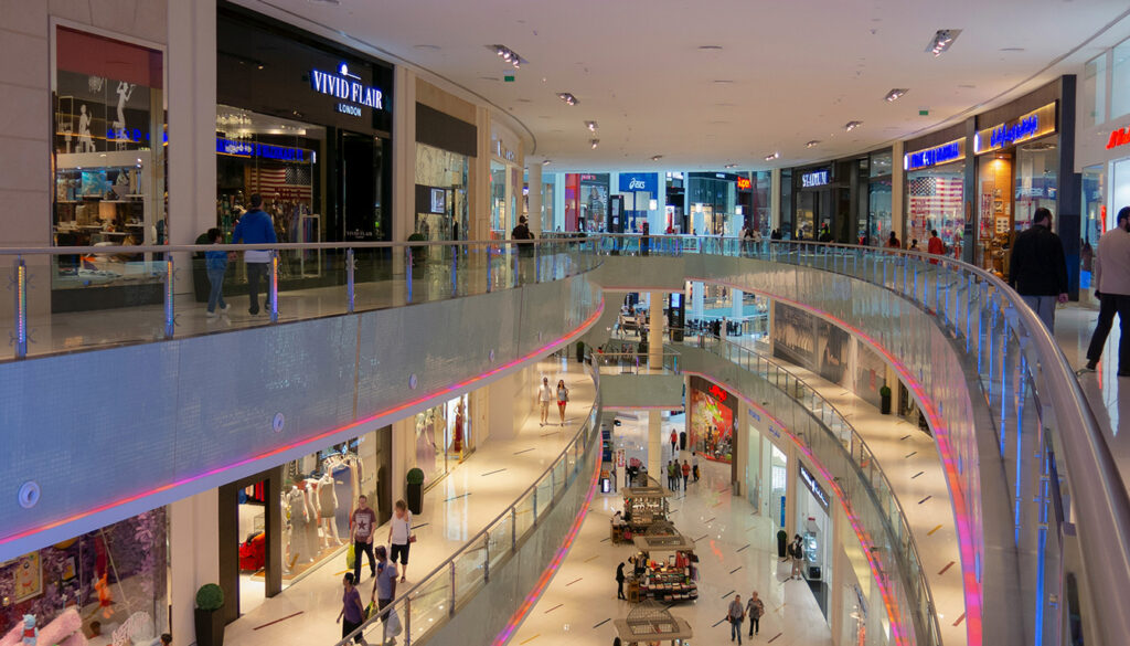 Étude et conception du réseau électrique d'un centre commercial : comment ça fonctionne ?