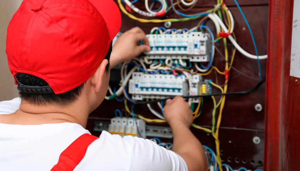 Quel est le tarif horaire d'un auto-entrepreneur électricien ?