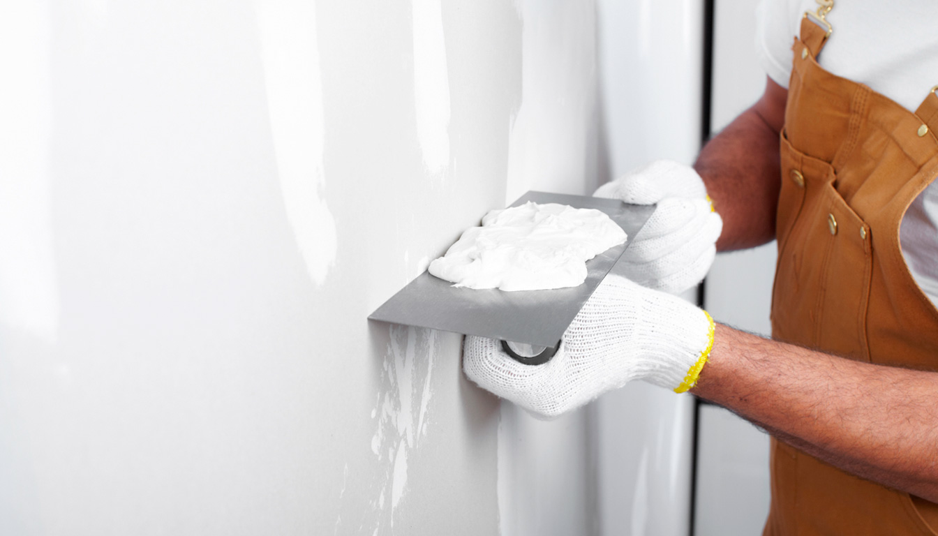 Enduit qui ne sèche pas : les causes possibles et solutions