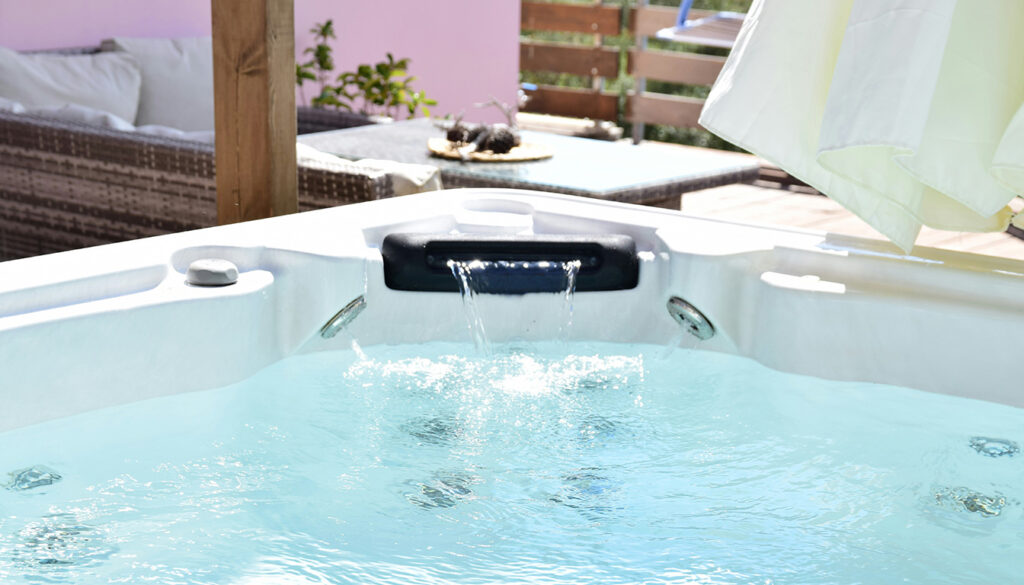 Découvrez nos conseils pour aménager un espace bien-être chez vous et réussir l'installation de votre spa ou jacuzzi pour un confort optimal.