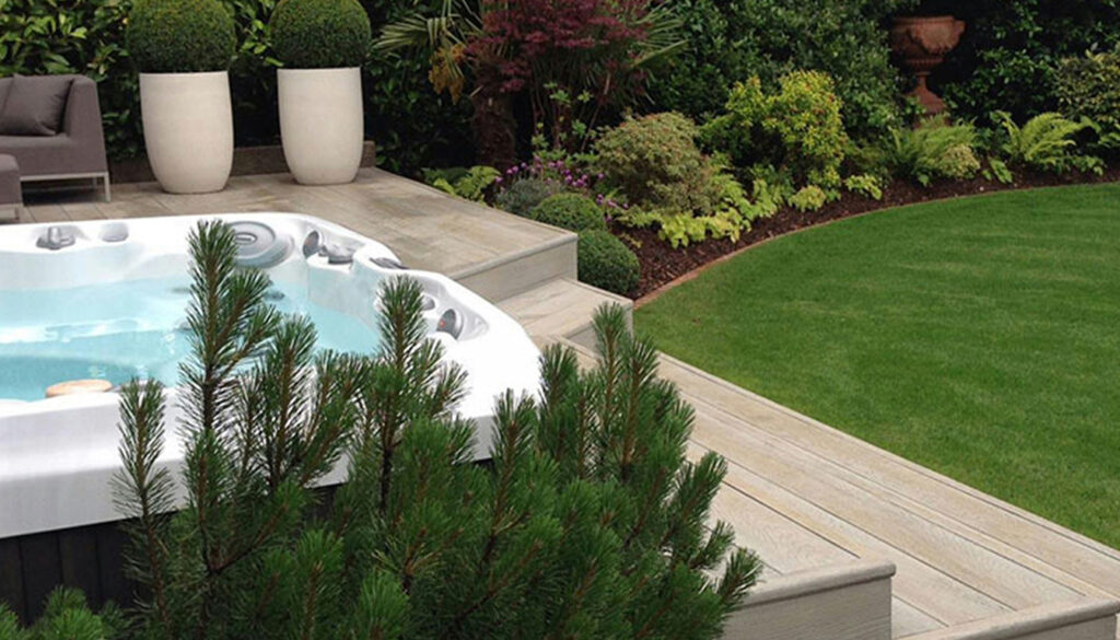 Découvrez nos conseils pour aménager un espace bien-être chez vous et réussir l'installation de votre spa ou jacuzzi pour un confort optimal.
