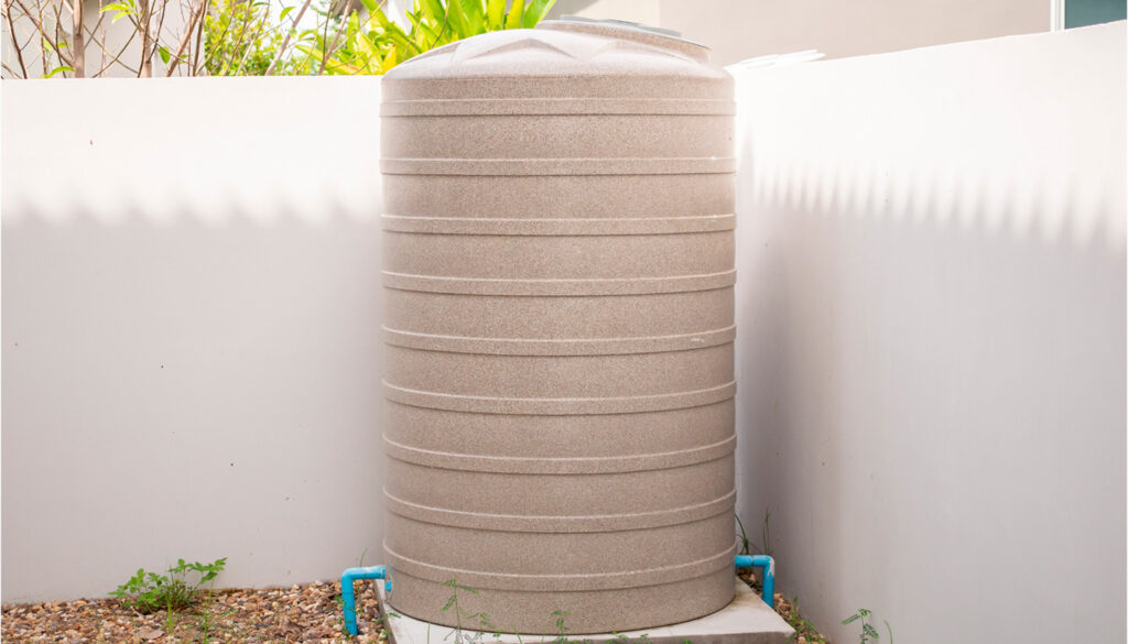 Découvrez les étapes essentielles pour bien préparer votre terrain avant l'installation d'une cuve à eau, afin d'assurer stabilité, durabilité et efficacité.