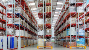 Découvrez comment choisir le rack de rangement idéal pour optimiser votre espace efficacement. Conseils pratiques et critères essentiels pour un rangement organisé et fonctionnel.