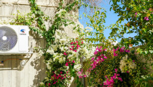 découvrez des idées et astuces déco pour dissimuler élégamment votre pompe à chaleur dans le jardin, tout en préservant l'esthétique et le confort de votre espace extérieur.