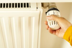Purger ses radiateurs quand le — outil de purge radiateur