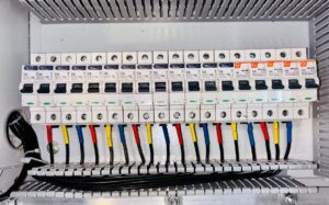 Le disjoncteur général rôle, types — panneau de disjoncteurs électrique