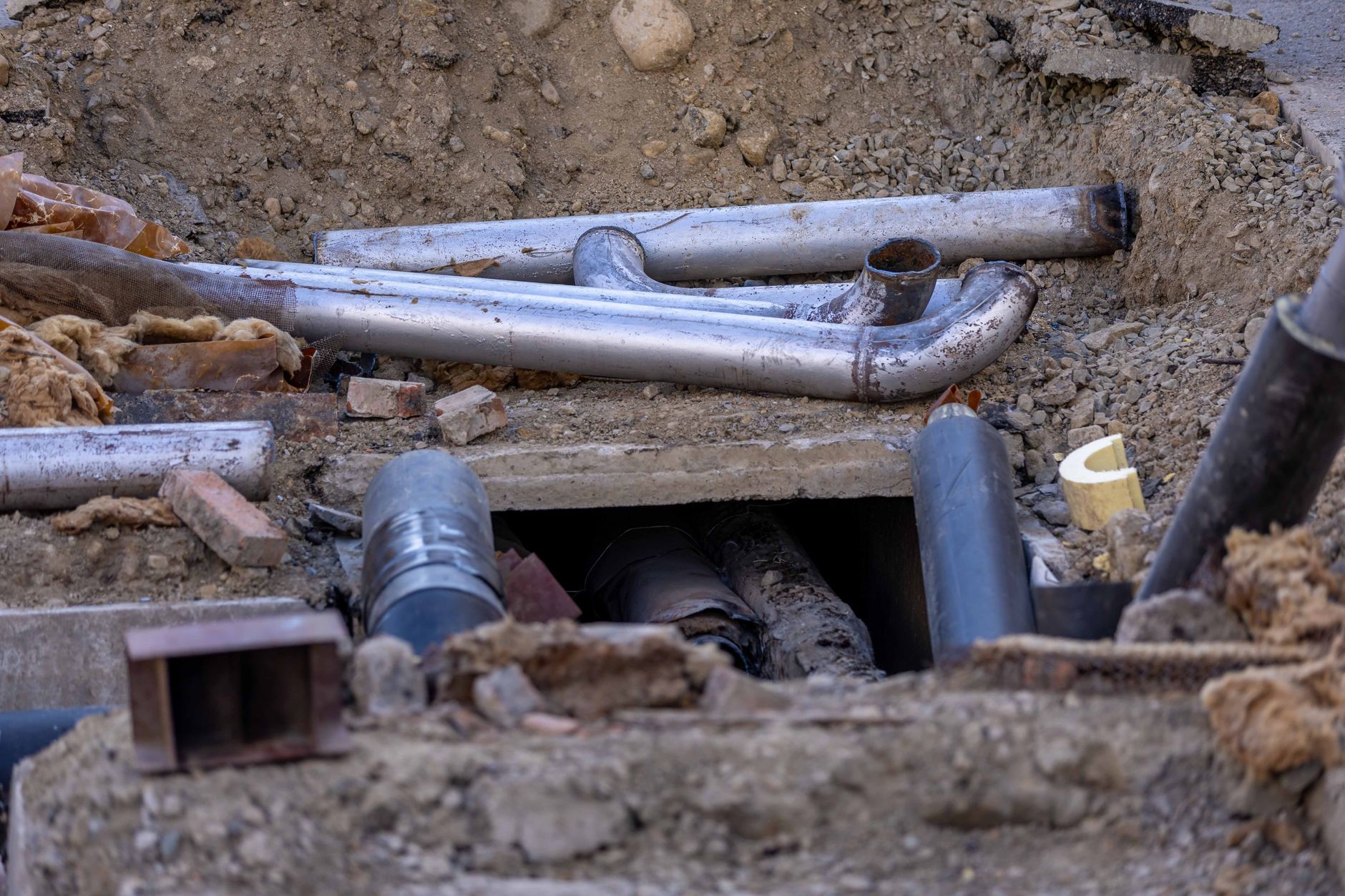 Mauvaise odeur de canalisation : comprendre les causes avant de chercher des solutions — canalisation avec mauvaise odeur