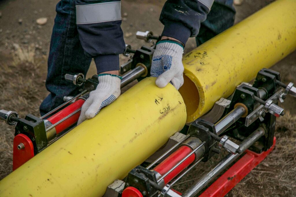 Prix de réparation d'une canalisation — outils de réparation canalisation enterrée