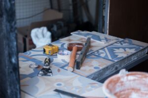 Rénover une salle de bain — outils et matériaux de rénovation salle de bain